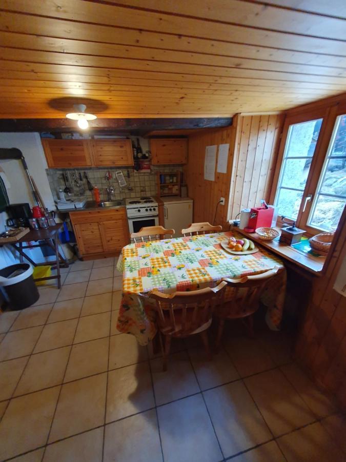 Bourg-Saint-Pierre : Le Cachet D'Antan Apartment Ngoại thất bức ảnh